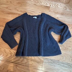Old Navy Navy Cable Crewneck Sweater